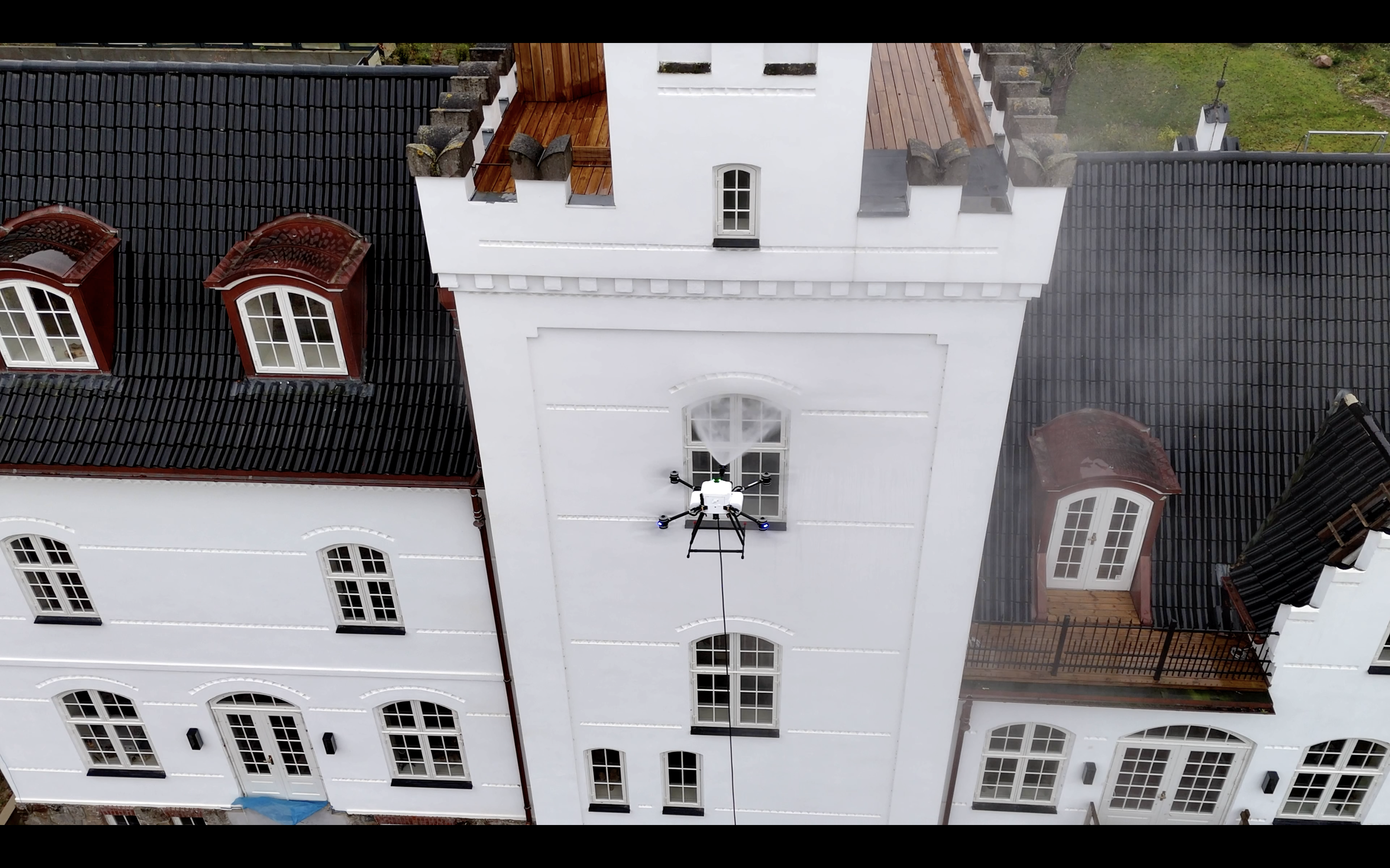 High Dra Facade Cleaning