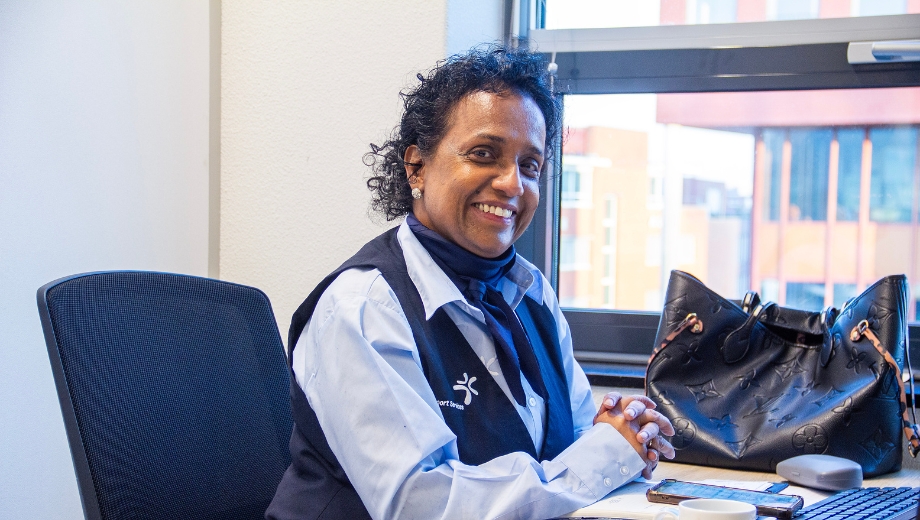 Asha Binda Cruciale Schakel