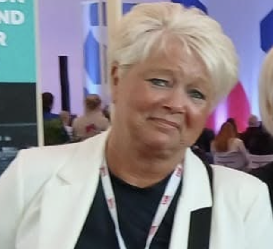 sandra van der linden.png