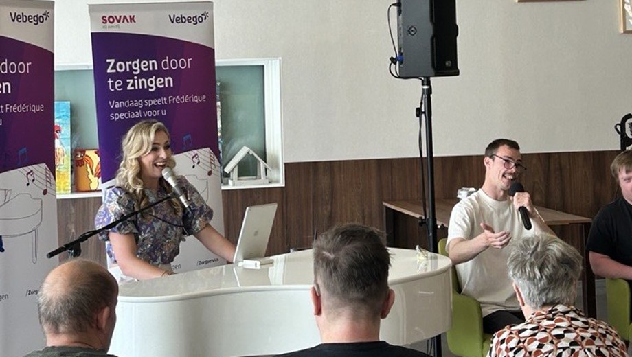 SOVAK Optreden Frédérique met Kevin.jpg