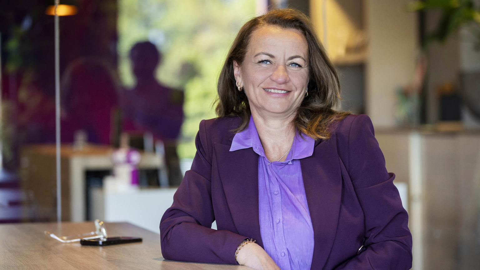 Close Up Projectmanager Aan Tafel