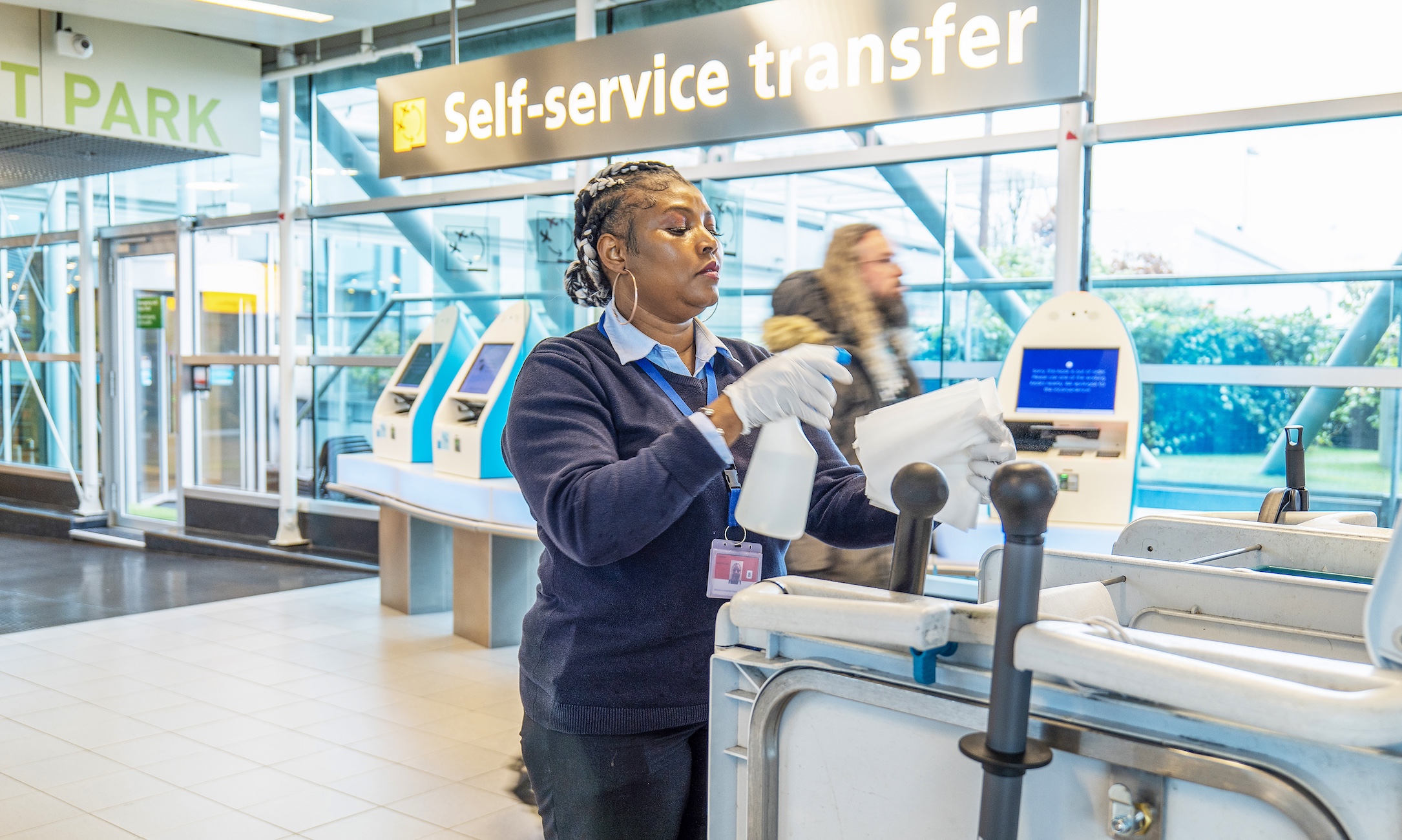 Schiphol Foto Schoonmaker Vebego