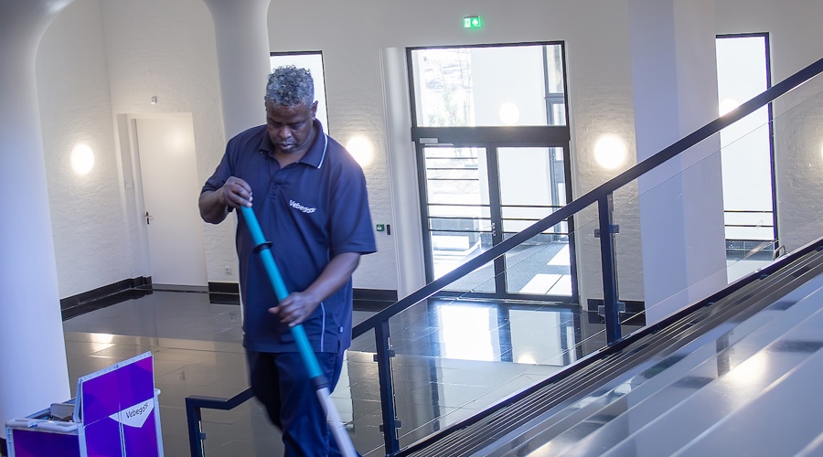 Aanpakker Vebego Cleaning Services