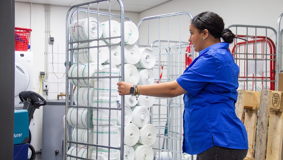 Lamiae Cruciale Schakel Hogeschool Utrecht Vebego Cleaning Services (12)