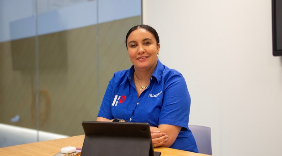 Lamiae Cruciale Schakel Hogeschool Utrecht Vebego Cleaning Services (8)