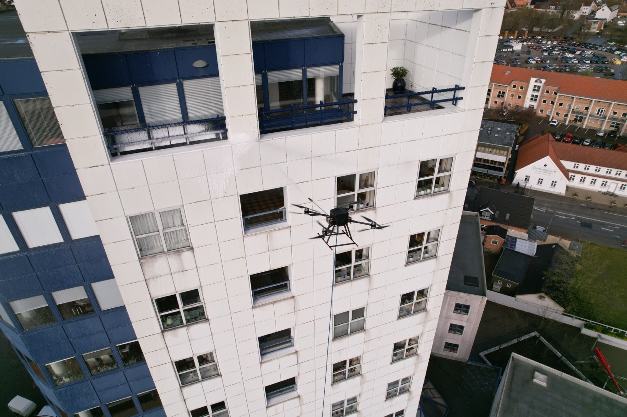 H20 High Dra Highrise Building Cleaning