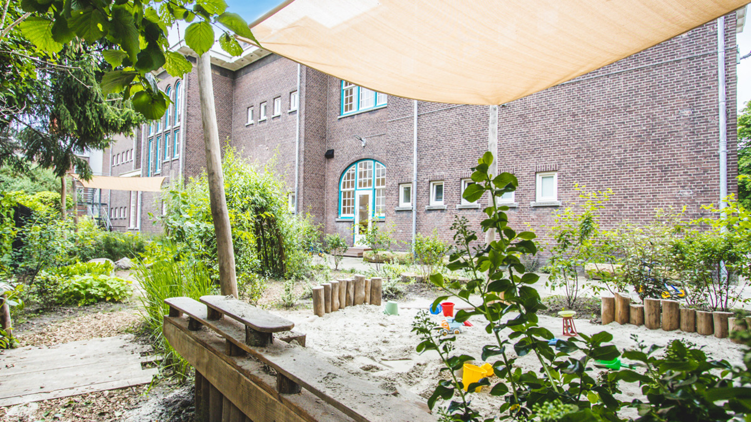 Rusthoflaan 5 (1)